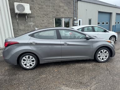 Hyundai Elantra 2014 - Thumbnail 2