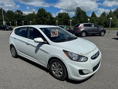 Hyundai Accent 2013 - Thumbnail 1