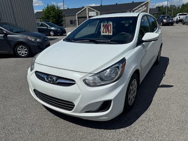 Hyundai Accent 2013 - Thumbnail 2