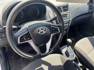 Hyundai Accent 2013 - Thumbnail 6